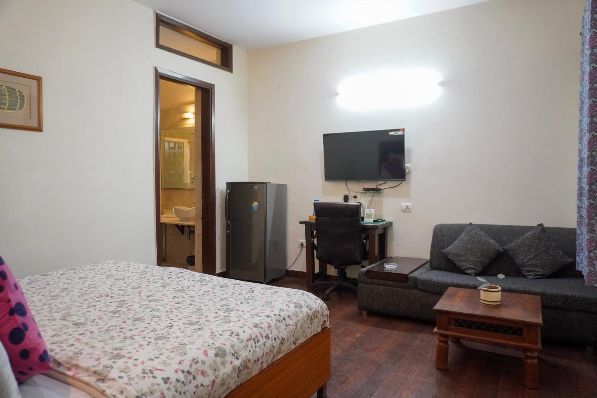 Perch Arbor Suites Гургаон Экстерьер фото